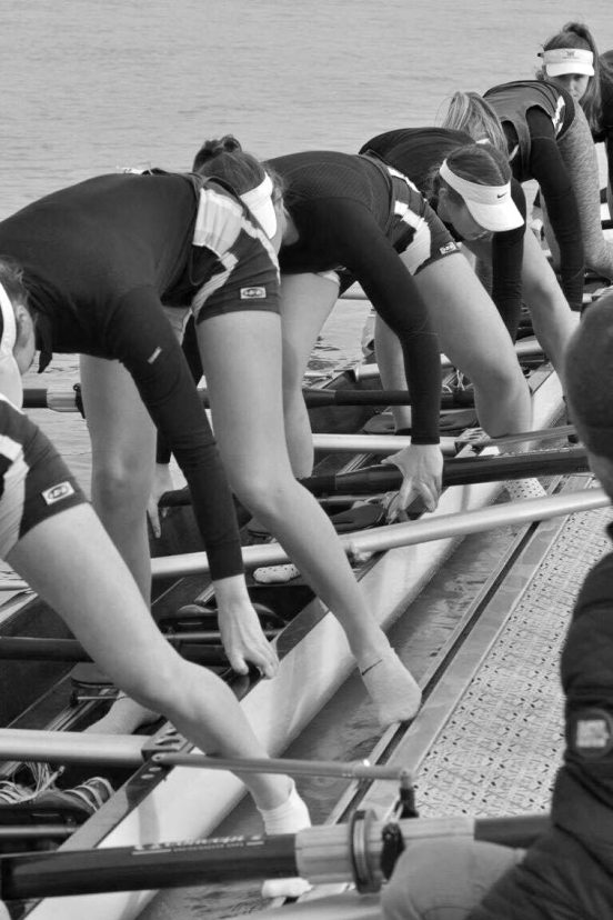 Team building aviron Monter sur le bateau
